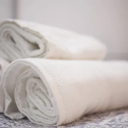 Bonito Apartamento, Nuevo Y En El Casco Viejo!!! *