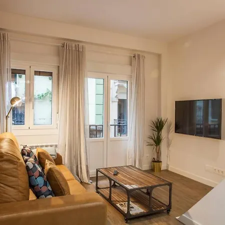 Bonito Apartamento, Nuevo Y En El Casco Viejo!!! アパート ビルバオ