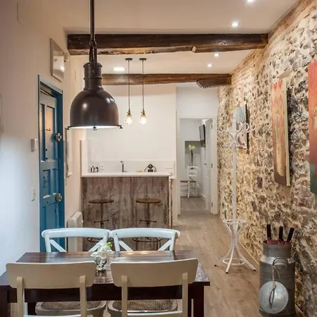 Bonito Apartamento, Nuevo Y En El Casco Viejo!!! * Більбао