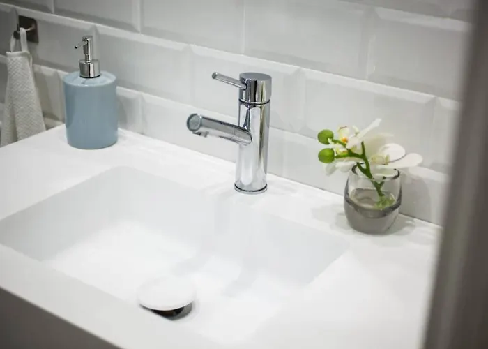 Bonito Apartamento, Nuevo Y En El Casco Viejo!!! *